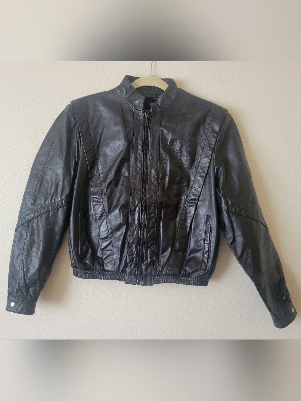 VNT Black Leather Bomber Jacket - Women's Classic Zip Front size 10